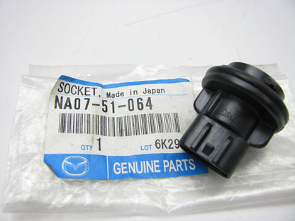 New Genuine FRONT Combination Light Lamp Bulb Socket Holder 1989-90 Mazda Miata