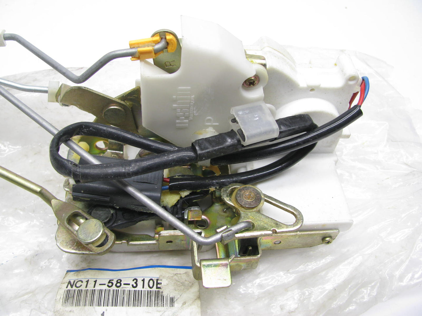 New OEM Right Door Lock Actuator Genuine Mazda NC11-58-310E For 99-00 Miata MX-5