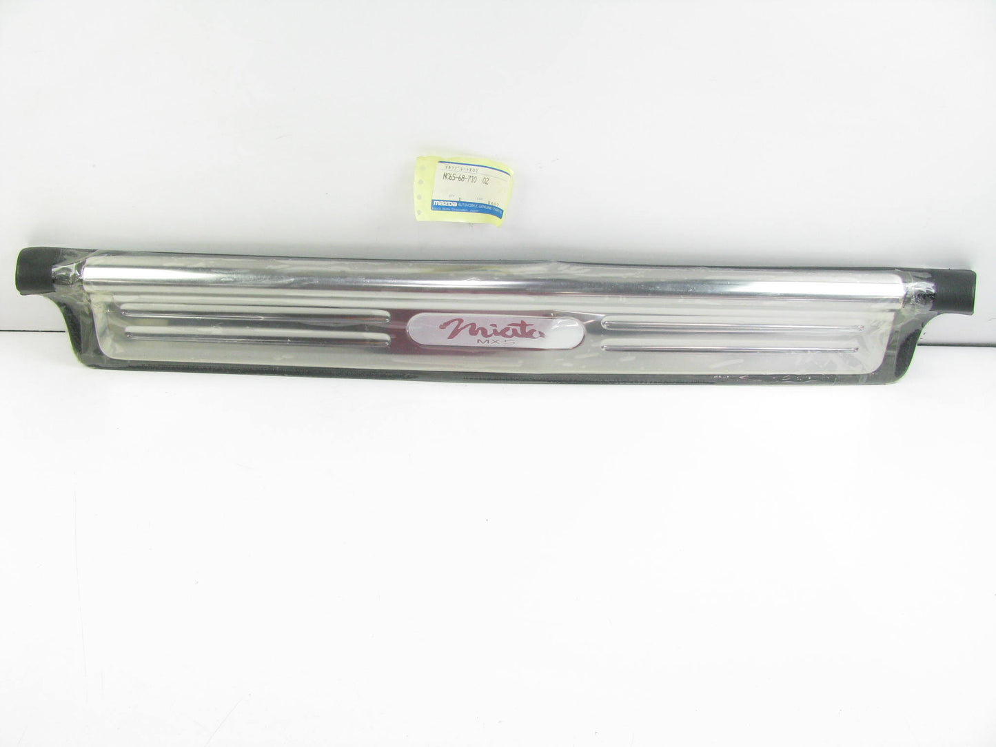 NEW FRONT RIGHT Door Sill Plate ''MIATA MX-5'' OEM For 99-00 Mazda MX-5 MIATA