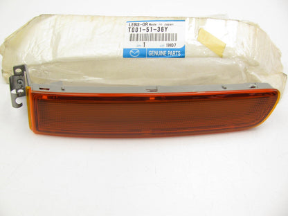 NEW - OEM Mazda T001-51-36Y Driver Side Front Side Reflector 1995-1998 Millenia