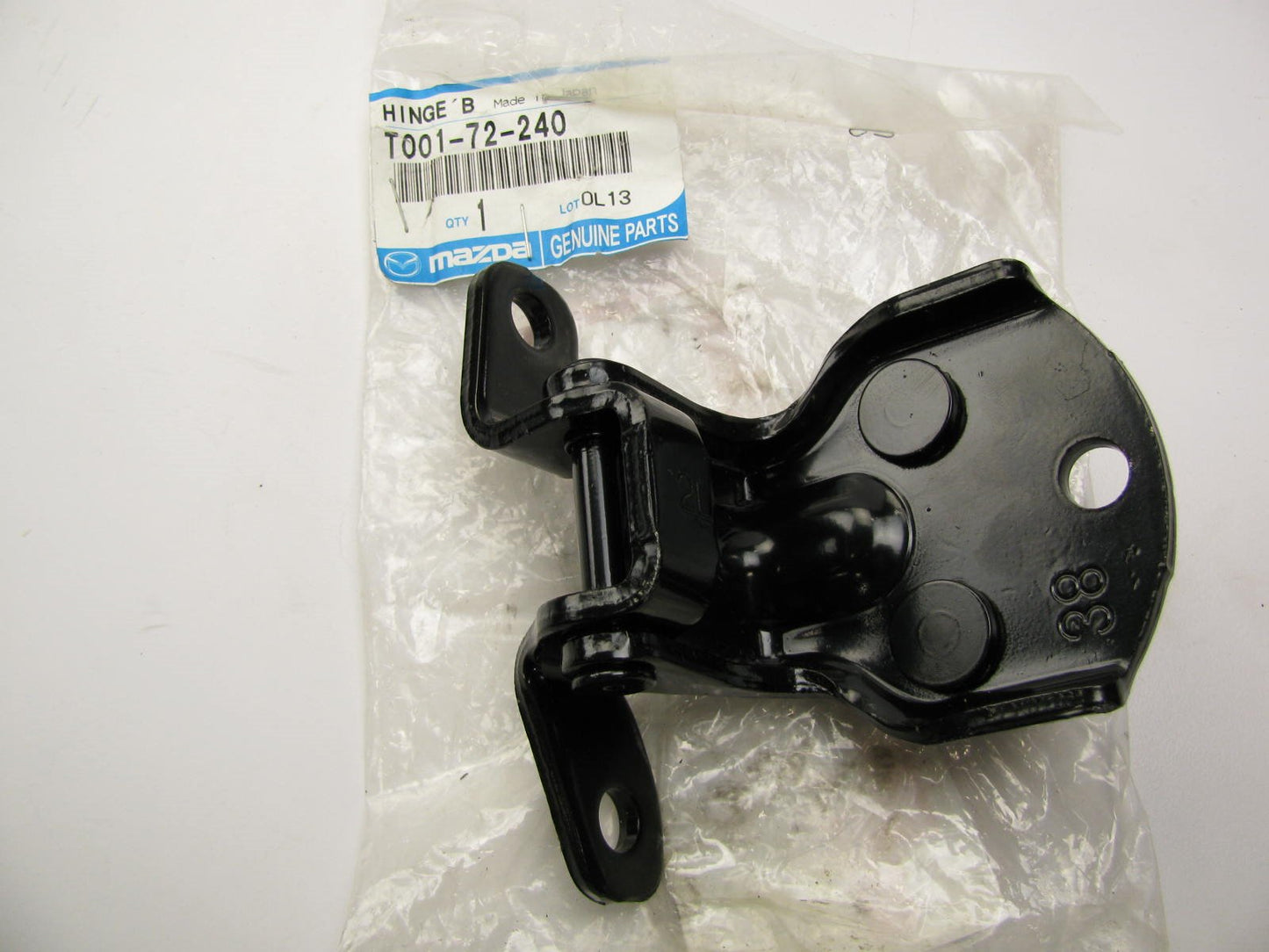 NEW GENUINE Rear Right Lower Door Hinge OEM For 1995-2002 Mazda Millenia