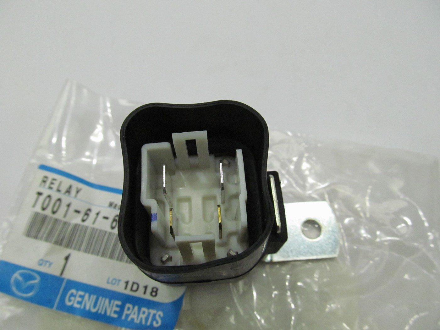 NEW - OEM Mazda T00161690 Headlamp Relay