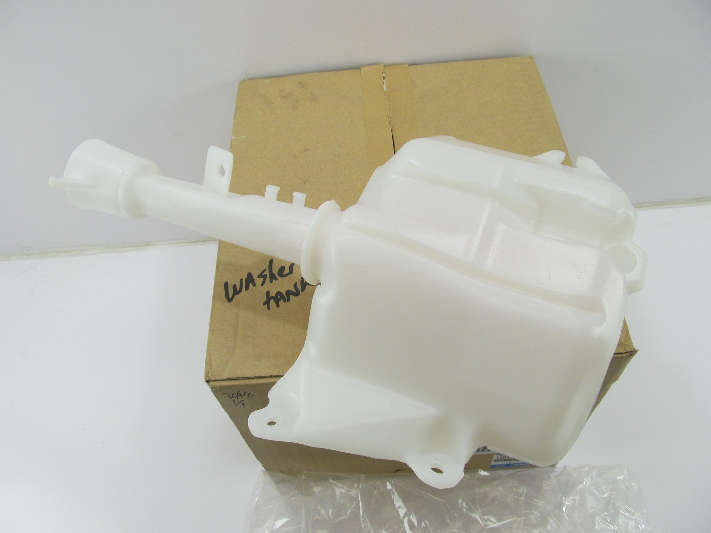 NEW - OEM Mazda T00167481 Windshield Washer Reservoir 1995-2002 Millenia