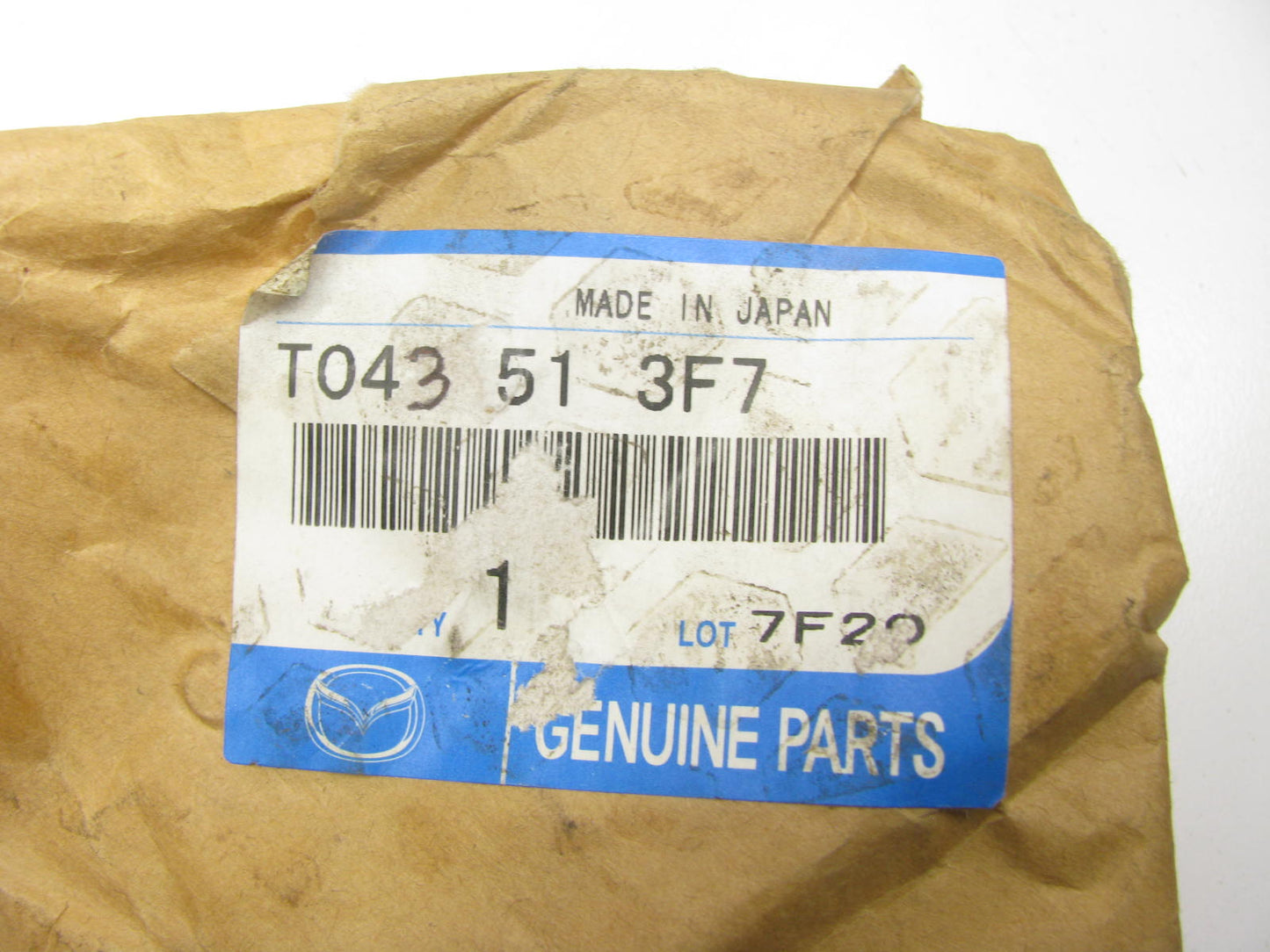 NEW - OEM T043-51-3F7 Right Trunk Lid Light Lamp Socket 1999-2000 Mazda Millenia