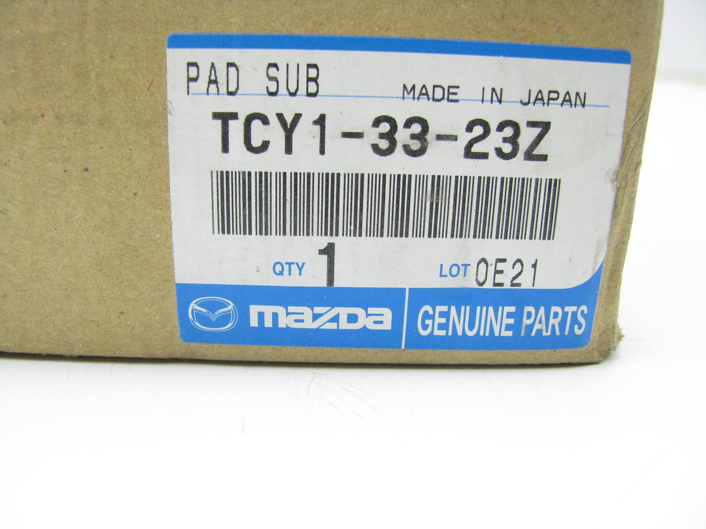 NEW GENUINE OEM Mazda TCY13323Z FRONT Brake Pads For 1995-2002 Mazda Millenia