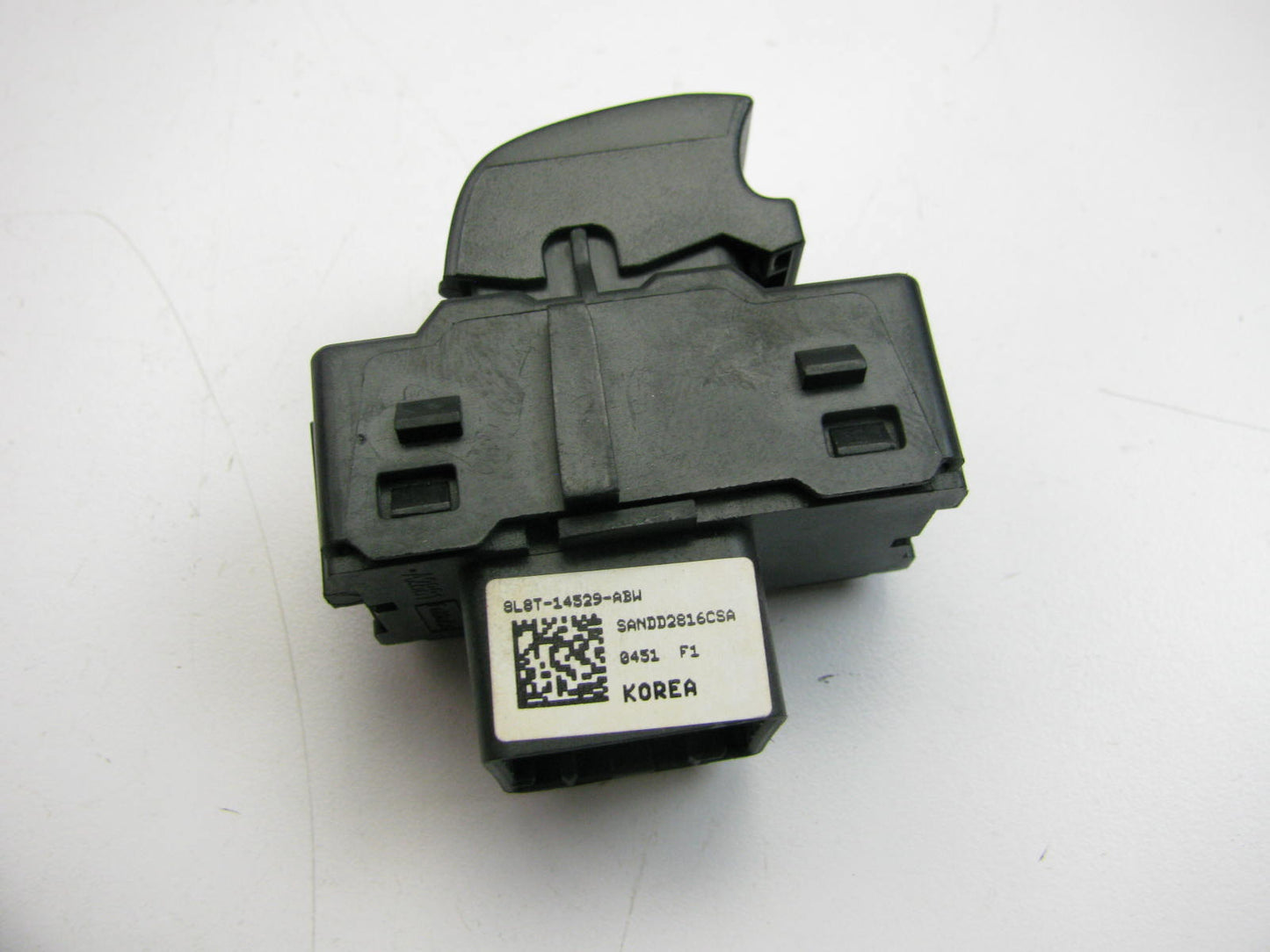 NEW GENUINE RIGHT Door Window Switch OEM 08-11 Mazda Tribute ZZCA66370