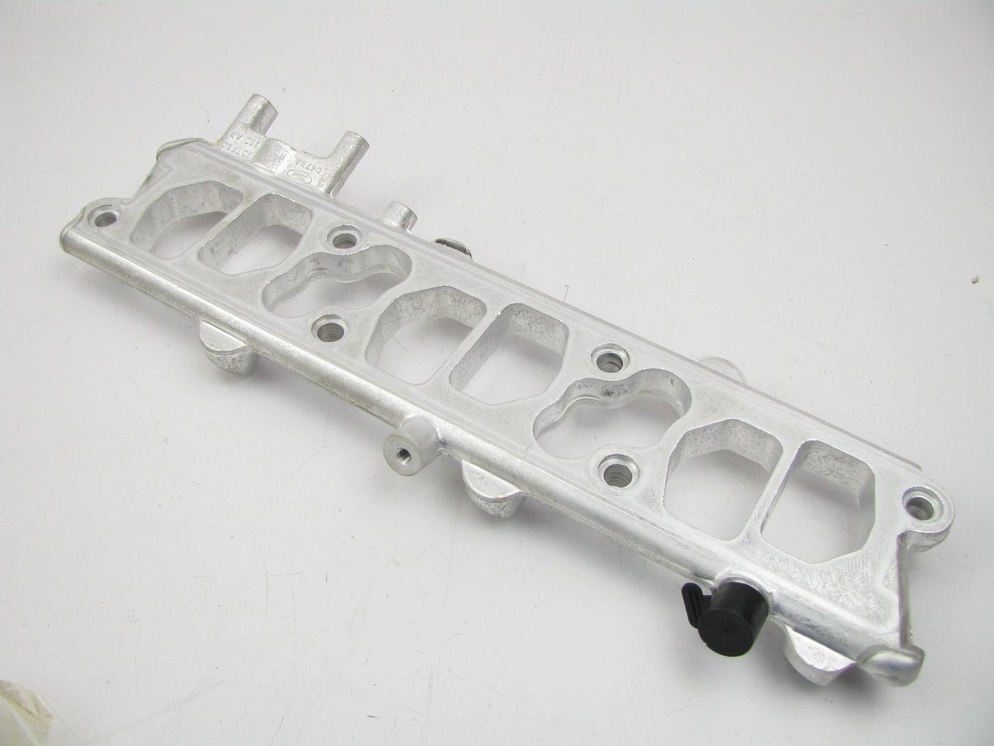 NEW OEM Fuel Rail Ford 90-95 Aerostar Ranger, 91-95 Explorer 4.0L 90TF-9D280-AB