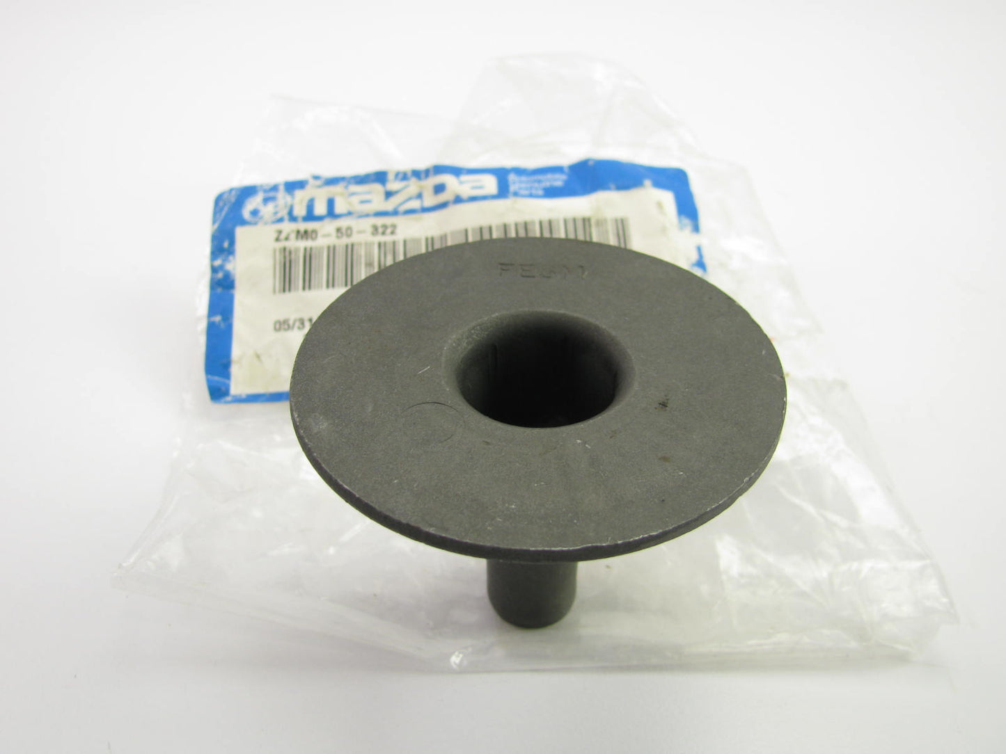 NEW - OEM Mazda ZZM0-50-322 Cab Mount Retainer 1994-1997 B2300 B3000 B4000
