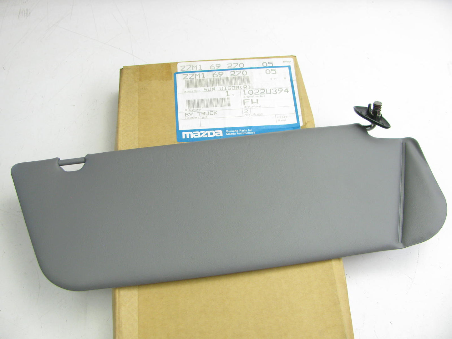 NEW GENUINE Mazda ZZM1-69-270-05 RIGHT Sun Visor 94-97 Mazda B2300 B3000 B4000