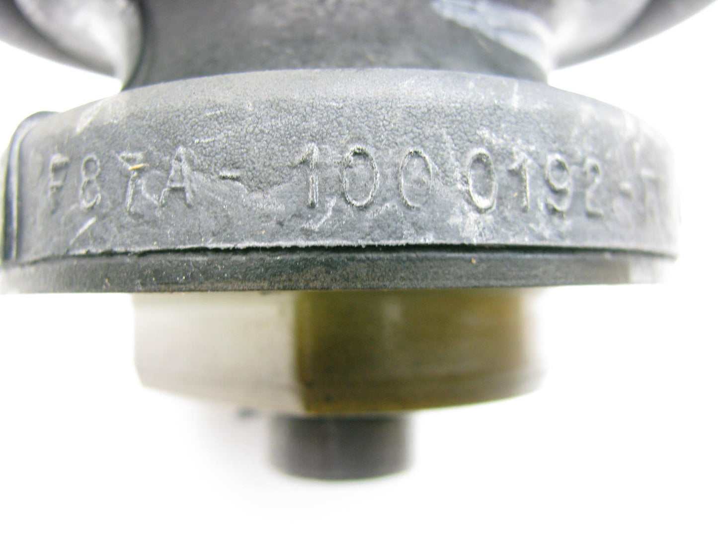 New OEM Cab Upper Rubber Mount 2001-10 Mazda B-Series Pickup Truck ZZP0-36-280A
