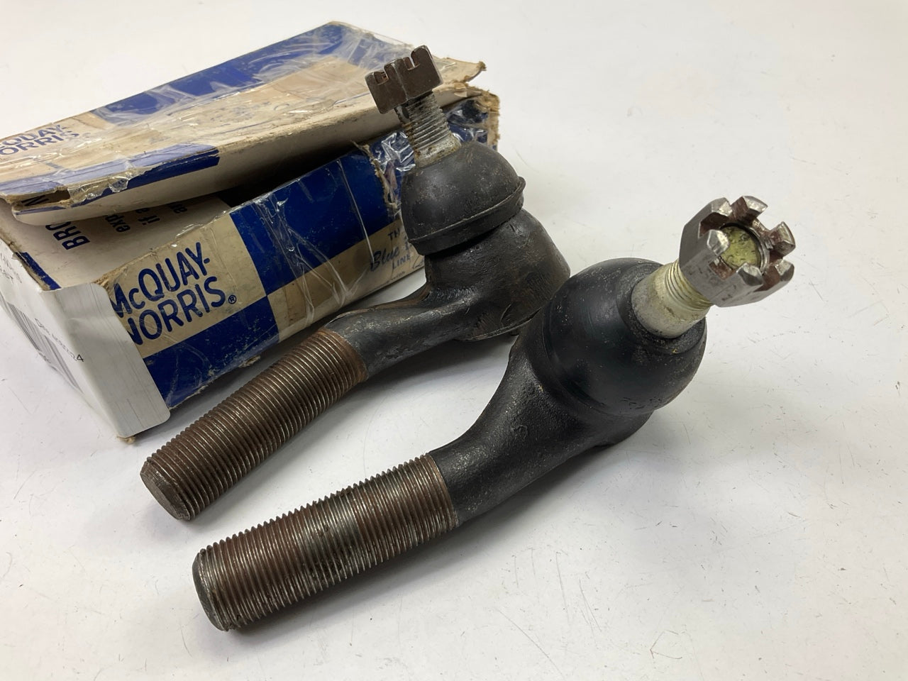 Mcquay-norris ES300R Left & Right Outer Steering Tie Rod Ends For 1961-1962 Olds