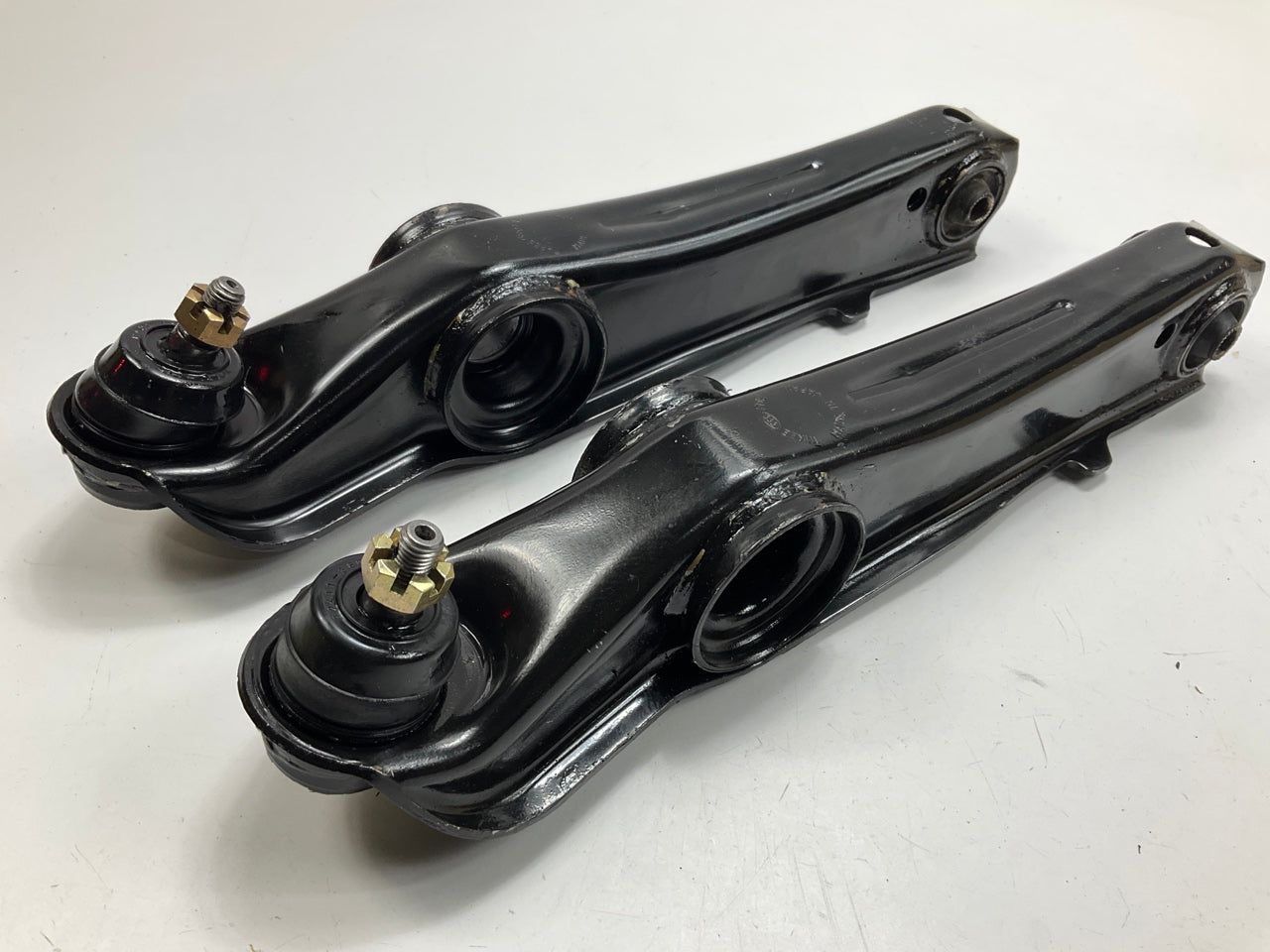 (2) Mcquay-Norris Front Lower OEM 555 Control Arm & Ball Joint 80-83 Honda Civic Type 2