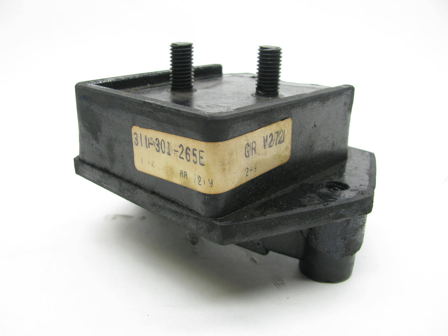 M-N  MM2371 Front Motor Mount For VW Type 3 68-73  From Chassis 318000001