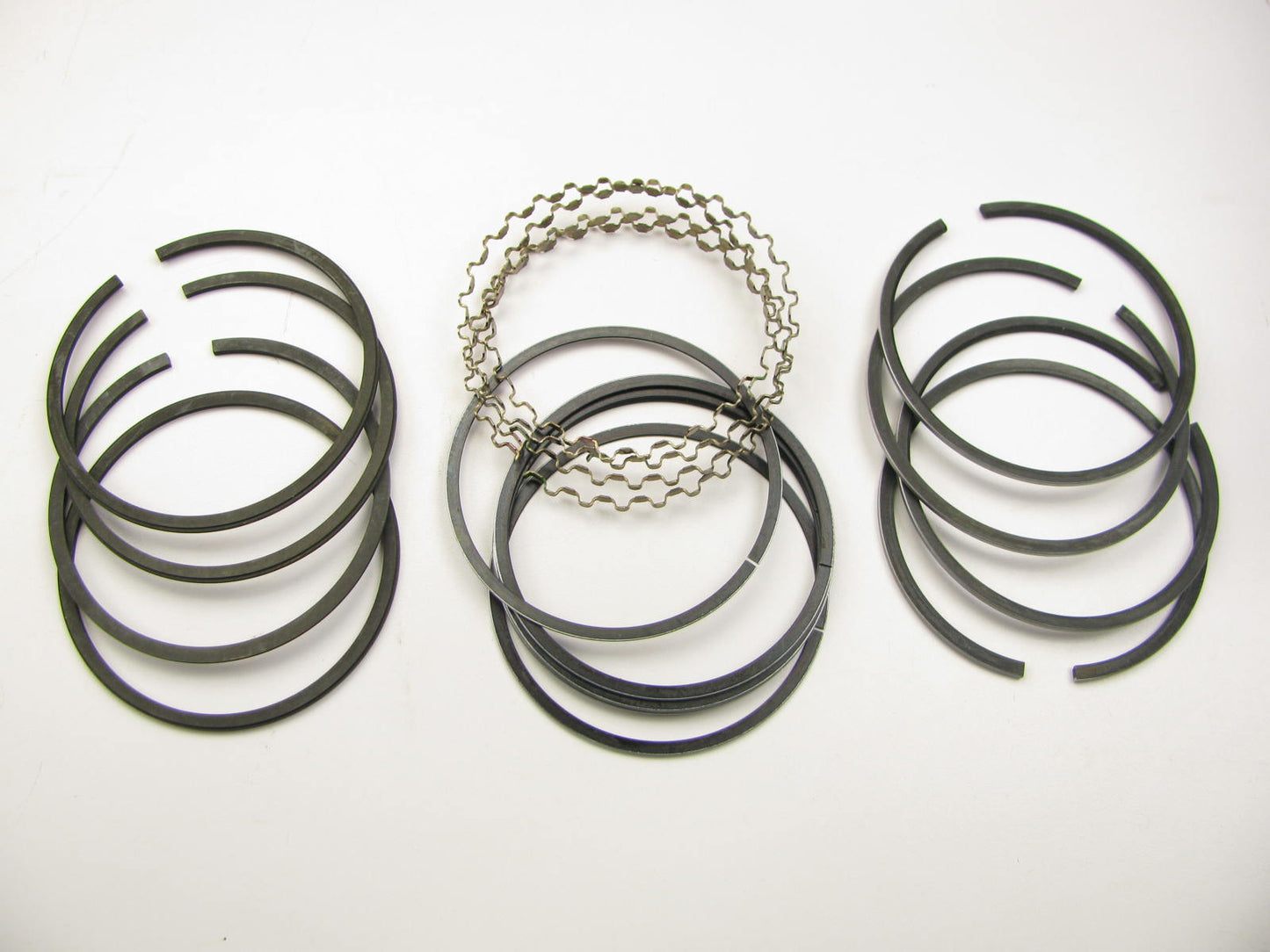 Mcquay-norris MQ1827 Engine Piston Rings - Standard Size