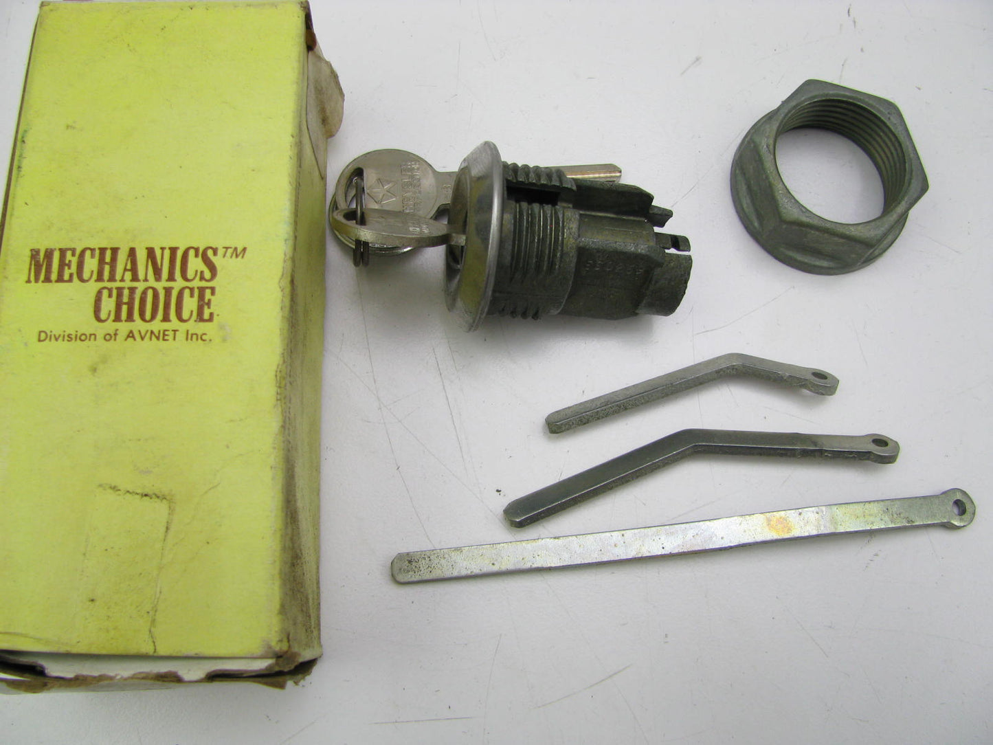 Mechanics Choice 28184 Trunk Lock Kit For 1973-1977 Mopar Vehicles