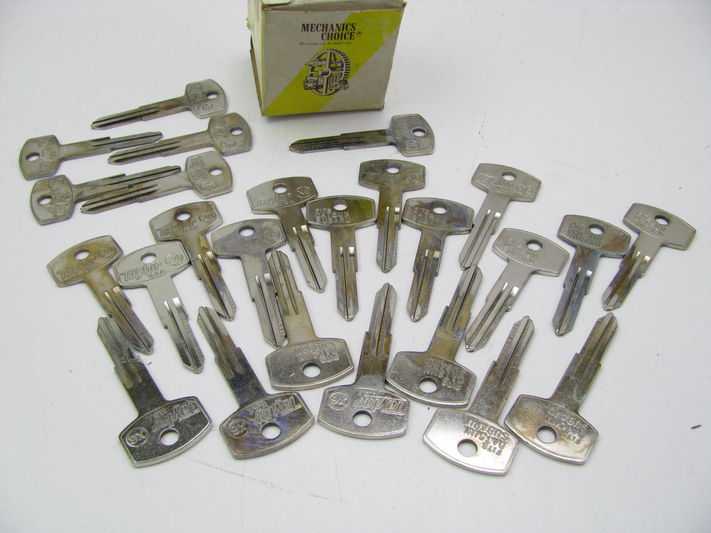(25) Mechanics Choice 79806 Ignition & Door Key Blank For 1970-1980 Datsun