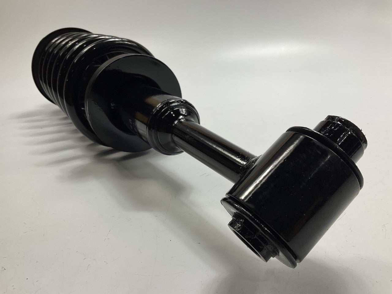 Mega 725028 Front Quick Complete Struts & Coil Spring - 2004-2005 Ford Explorer