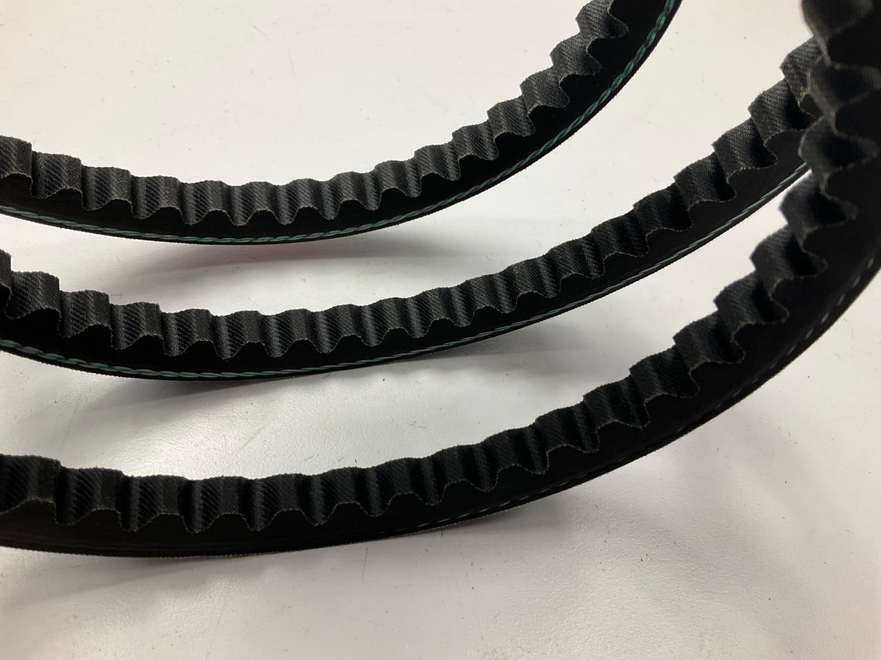 Megadyne 5VX-580 VX-Wedge Industrial Accessory Drive Belt - 5/8'' X 58''