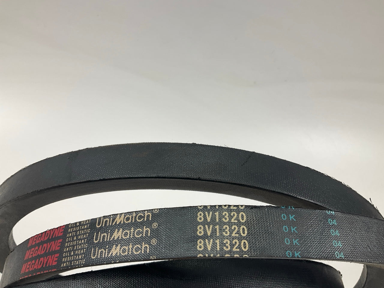 Megadyne 8V1320 Industrial Accessory Drive V-Wedge Belt - 1.00'' X 132''