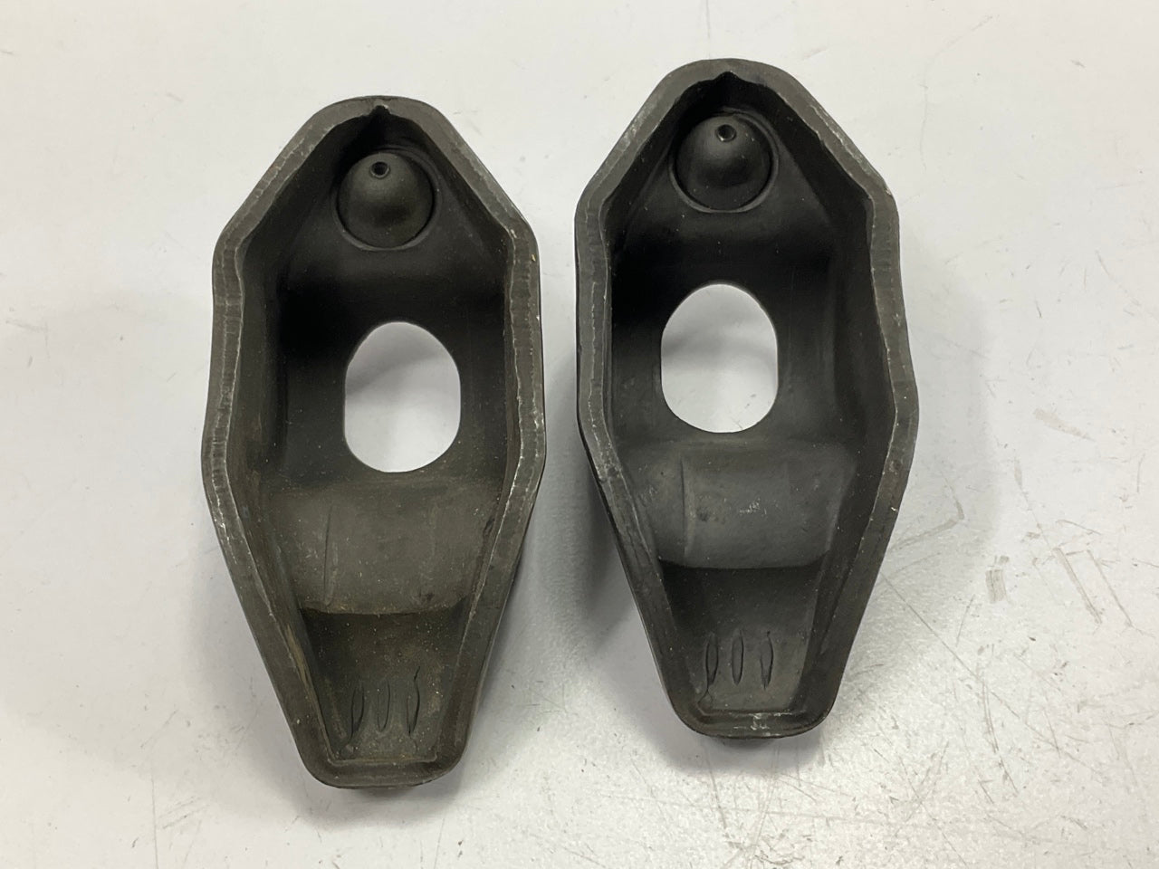 Melling MRK-552-2 Engine Rocker Arm Kit: Contains (2) MR740, 2 Pivots & 1 Bridge