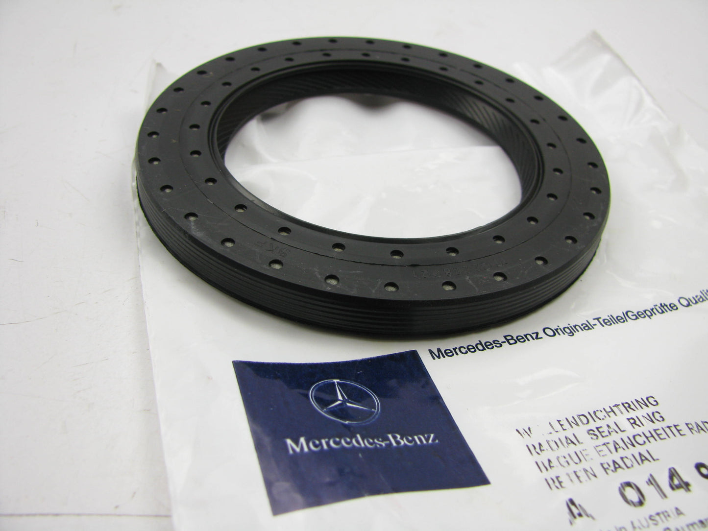 NEW - OEM 0149971346 Mercedes-Benz Radial Input Shaft Seal For Transfer Case