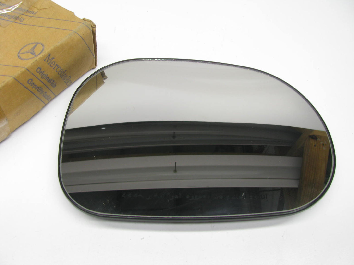 NEW GENUINE OEM Mercedes-benz A1638101819 RIGHT Mirror Glass