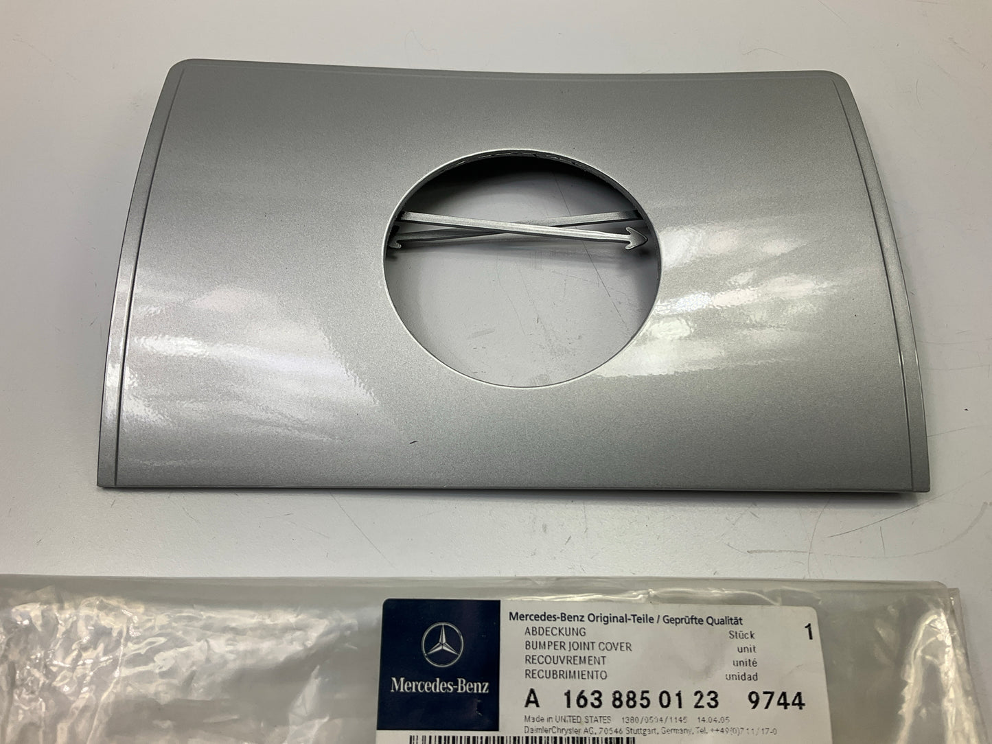 NEW OEM Mercedes A16388501239744 Tow Hook Rear Bumper Molding Trim W163 Silver