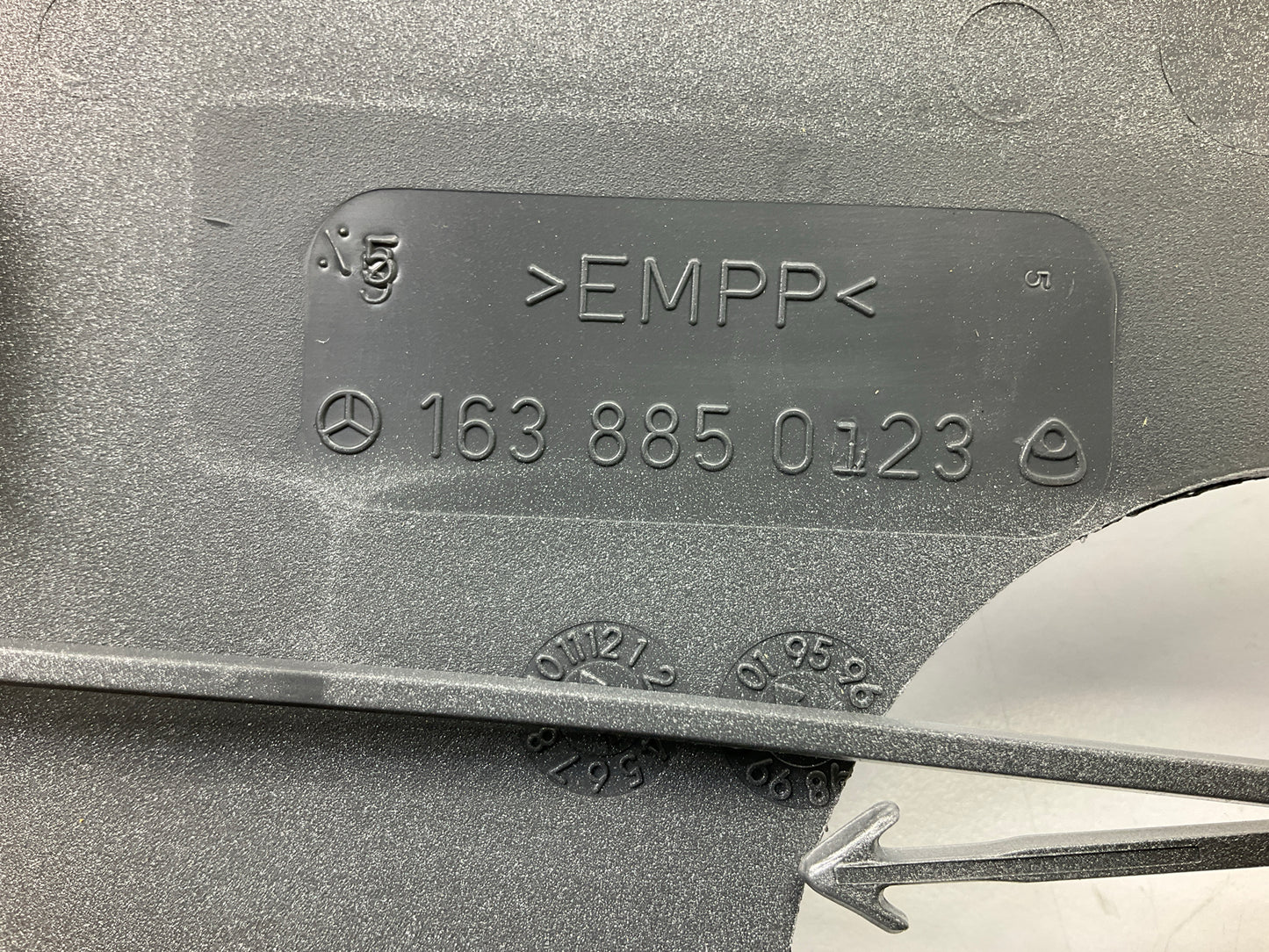 NEW OEM Mercedes A16388501239744 Tow Hook Rear Bumper Molding Trim W163 Silver