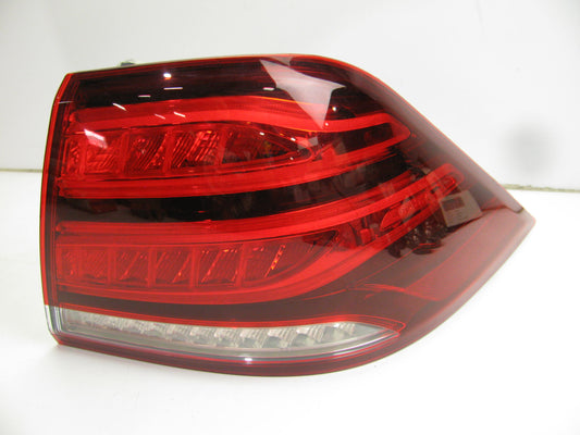 NEW UNBOXED OEM Mercedes Rear Tail Light Lamp Set 2011-2019 W166 A1669065601