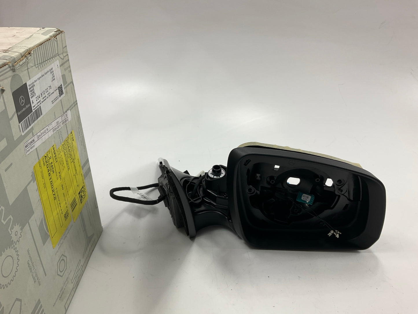 NEW OEM 08-09 Mercedes W204 C300 C63 Front Right Side Door Mirror  A2048100276