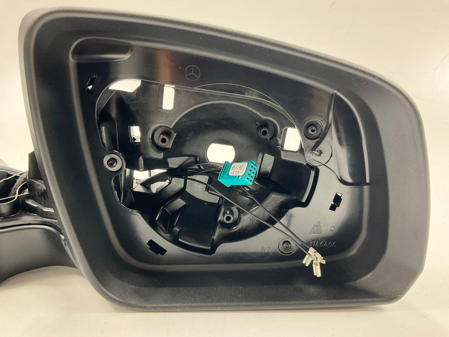 NEW OEM 08-09 Mercedes W204 C300 C63 Front Right Side Door Mirror  A2048100276