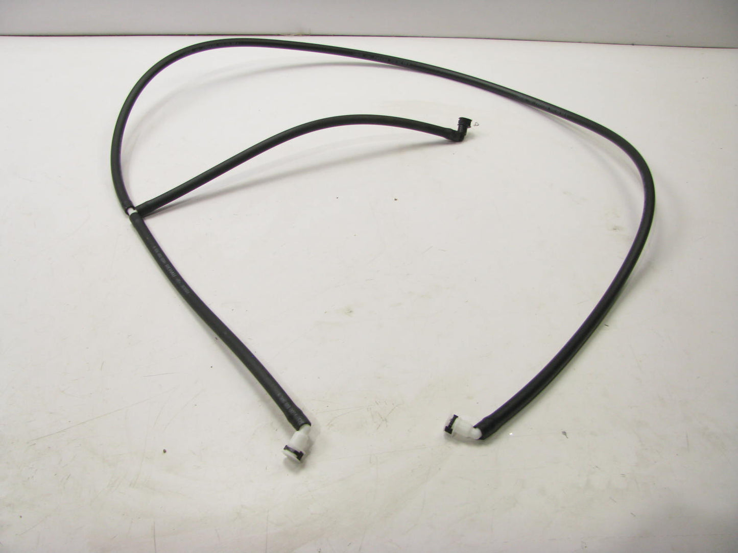 NEW A9068690094 Headlight Headlamp Washer Tube Hose OEM For 07-12 Sprinter 2500