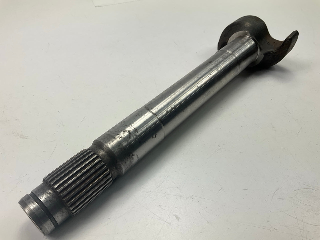 Meritor 2210W7537 Left LH Air Brake Camshaft, 1.50'' X 28 Spline For Q Plus