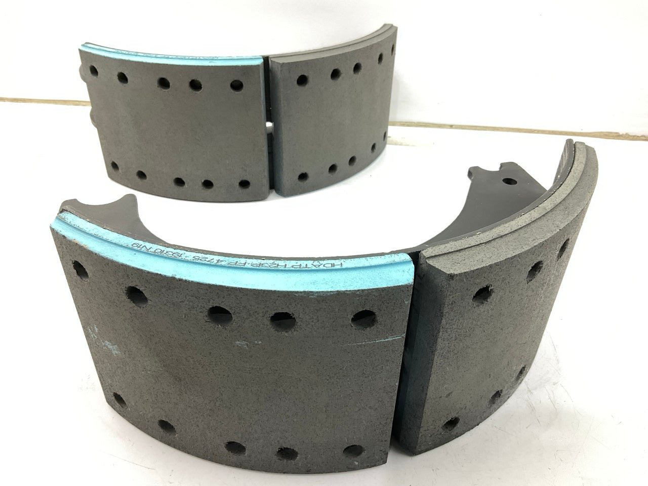 Meritor MRK4725EH23P REMAN ES Drum Brake Shoe Kit, 16.5'' X 6'', 23K Lining