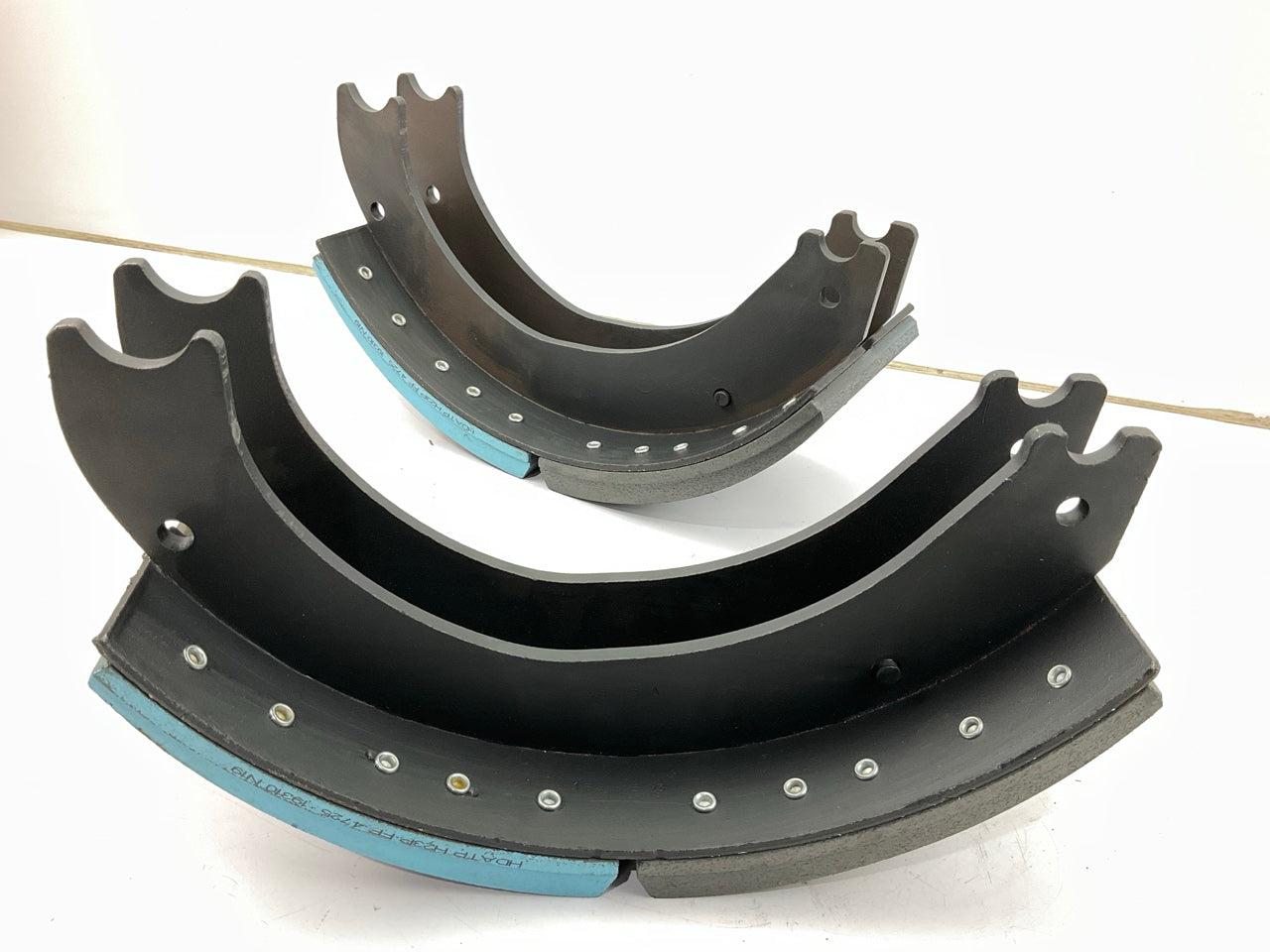Meritor MRK4725EH23P REMAN ES Drum Brake Shoe Kit, 16.5'' X 6'', 23K Lining