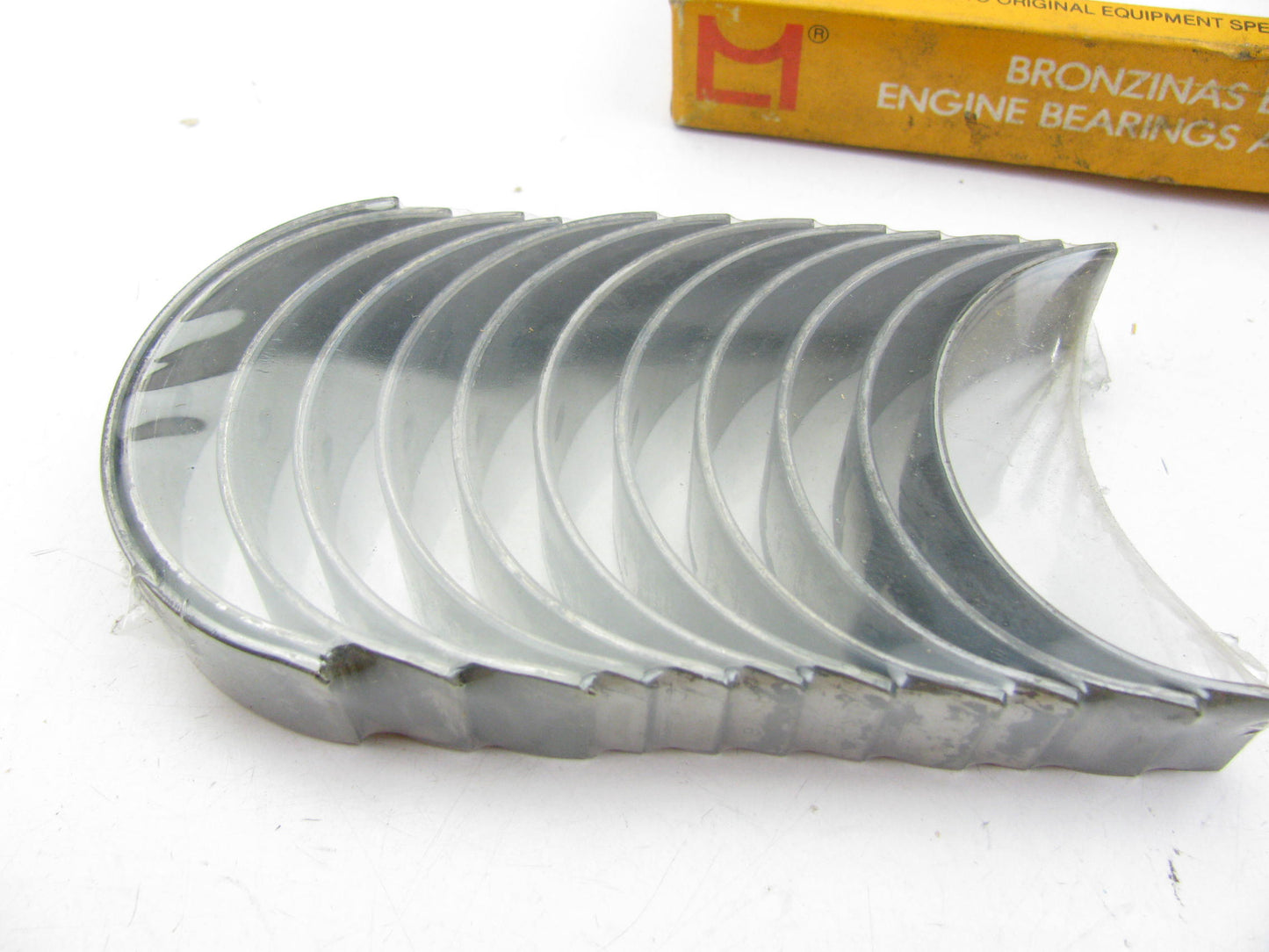 Metal Leve BB610J STD Connecting Rod Bearings For 1976-1987 Chrysler 225 Slant-6
