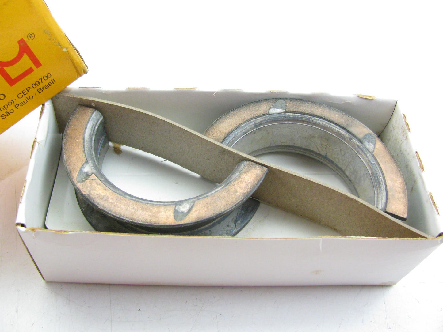Metal Leve BC318J Engine Main Bearings STD For 1972-1977 Chevrolet 2.3L-L4