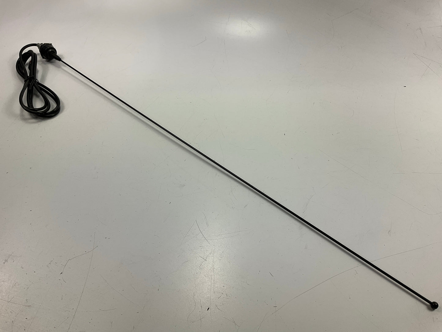 Metra 44-GM935B GMC Chevy Replacement AM/FM Antenna