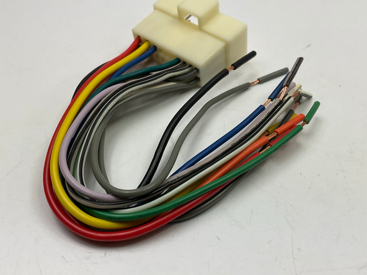 Metra 70-1003 Radio Adapter Wire Harness For 1995-2003 Kia