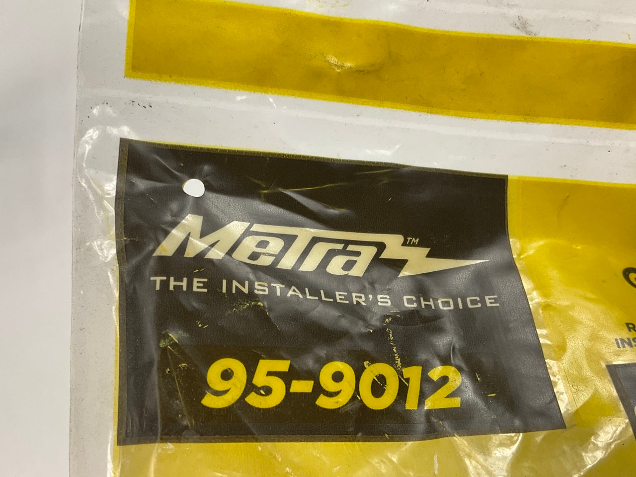 Metra 95-9012 Double DIN Radio Installation Dash Kit For 1999-05 VW Golf/Jetta