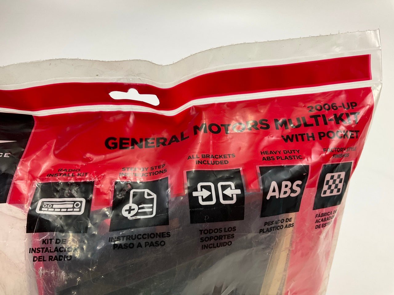 Metra 99-3305 Single-Din Radio Install Dash Kit