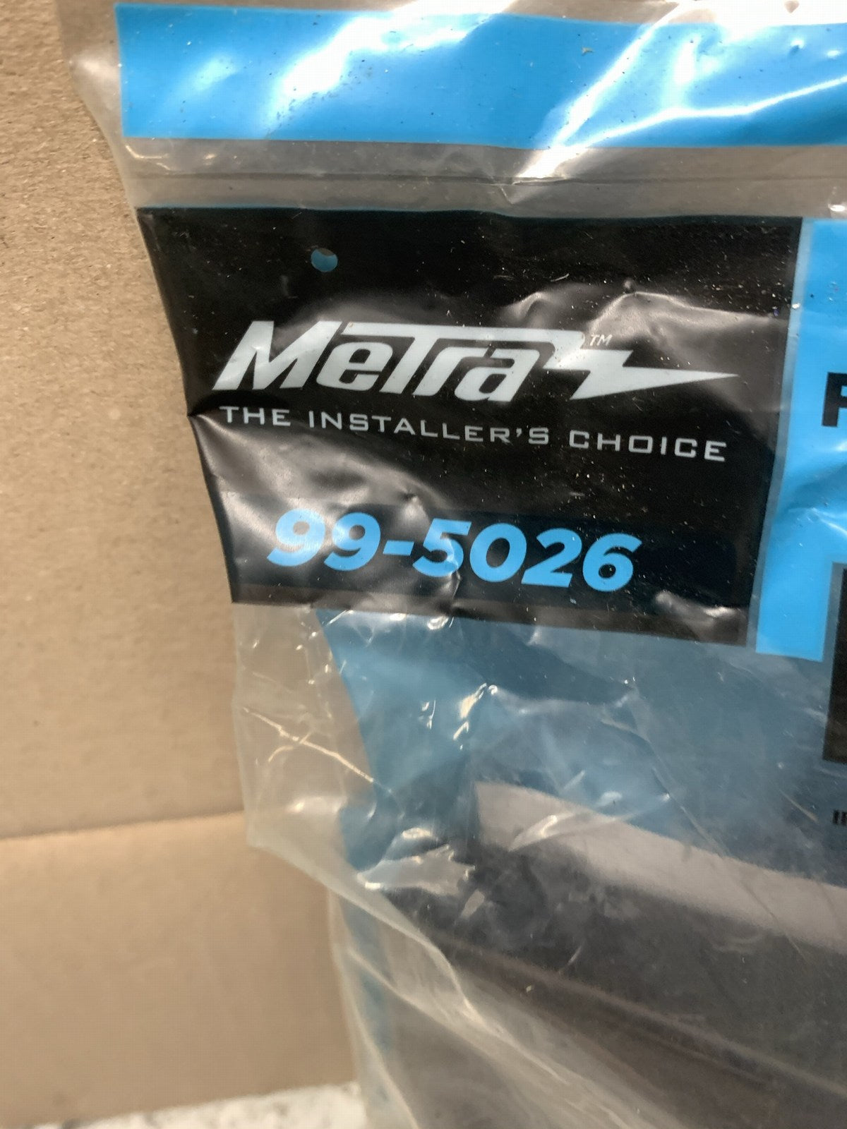 METRA 99-5026 Radio Stereo Mounting Installation Dash Kit Single DIN