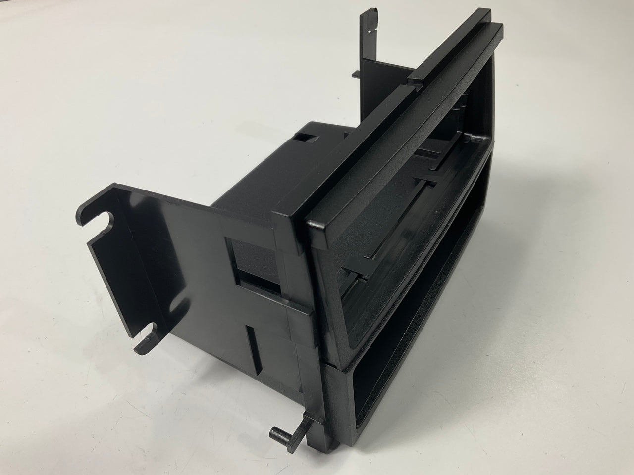 Metra 99-5808 Single DIN Radio Stereo Installation Dash Kit - 05-07 F-250 F-350