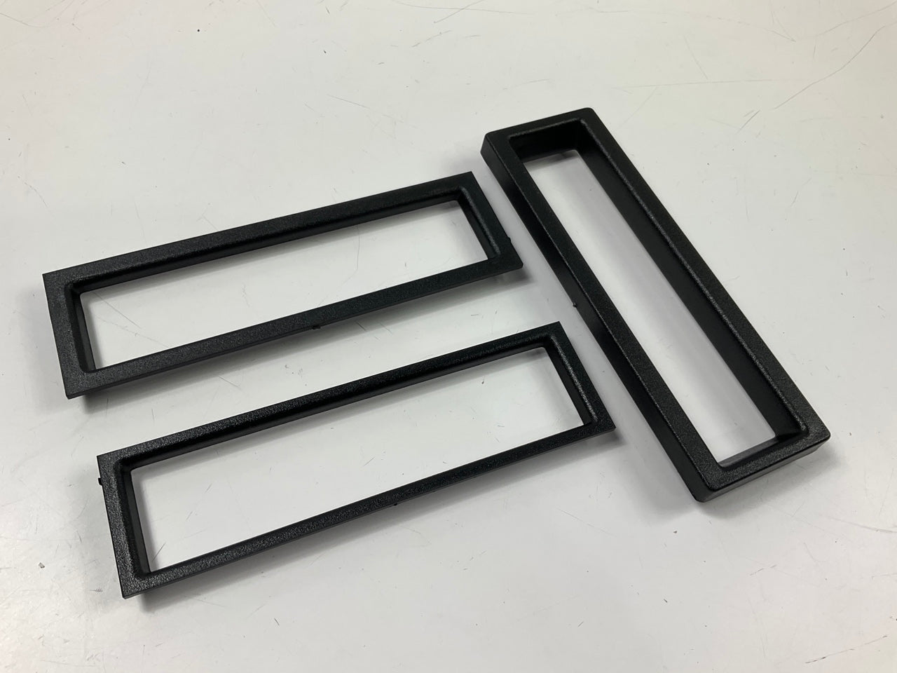 Metra AT-900PKUV Radio Stereo Dash Installation Kit - 1996-1998 Toyota Tacoma