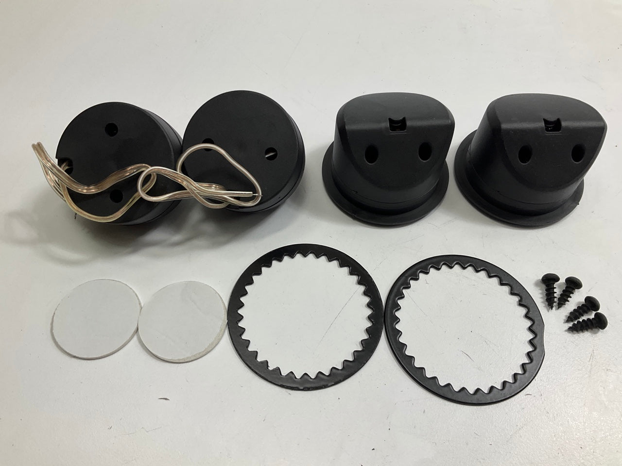 Metra CF-TWDR High Efficiency Dome Tweeter Speakers - 650 Watt (Peak Power)