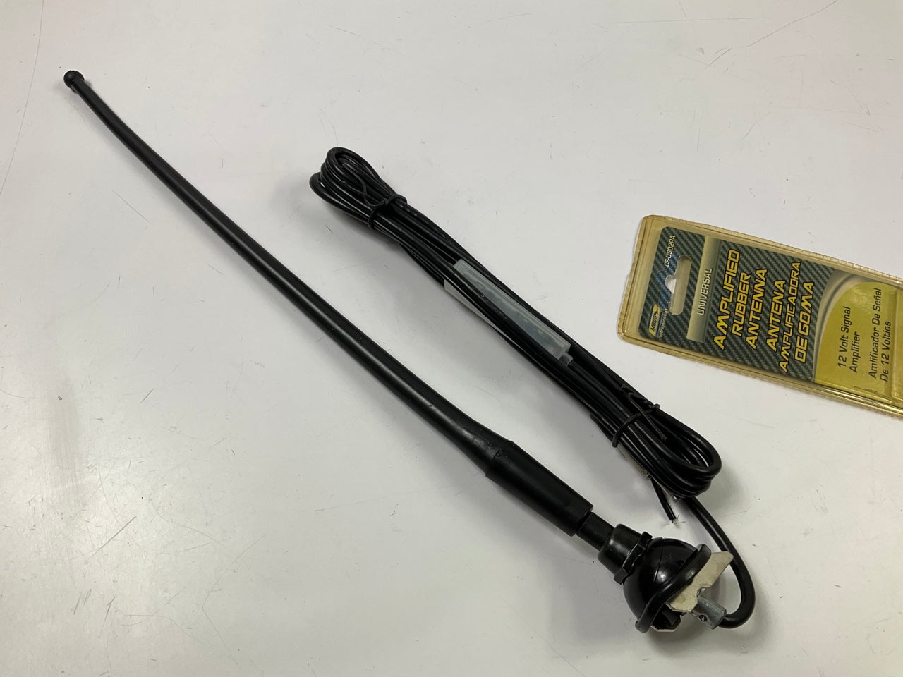 Metra CF-US02RA Universal Amplified Rubber Antenna 12 Volt Signal Amplifier