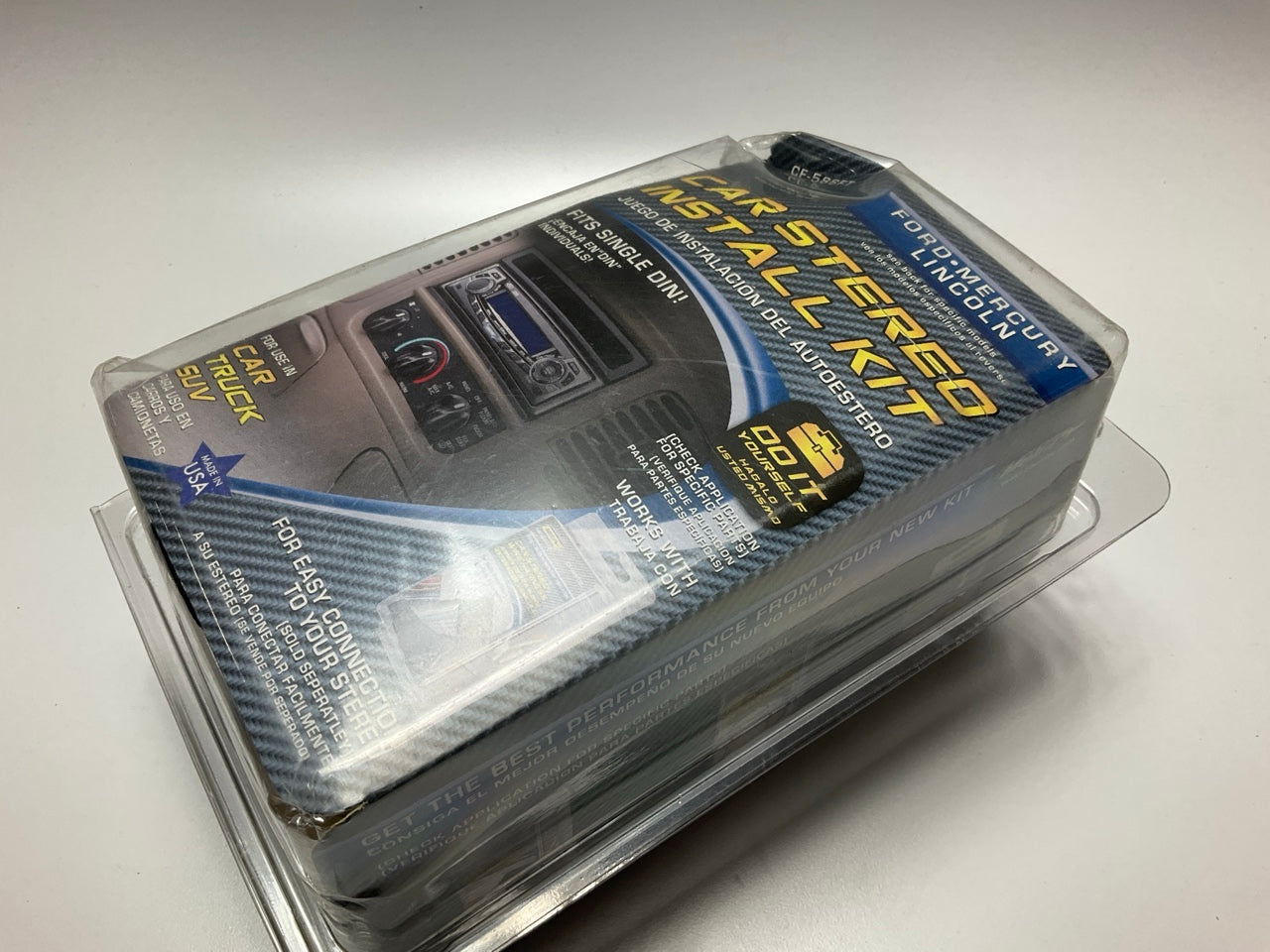 Metra CF586FT Radio Stereo Installation Kit Single DIN 2003-08 E-150 E-250 E-350