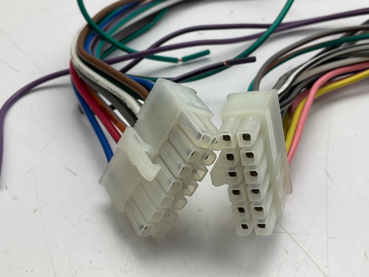 Axxess GMOS-LAN-01 Onstar Wire Harness And Antenna Adapter, 2006+ Up GM