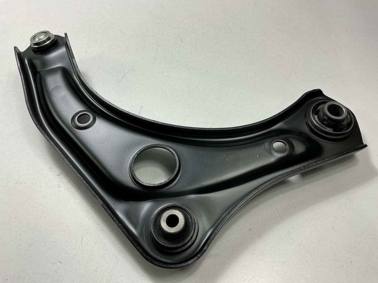 Mevotech CMS301138 Front Left Lower Control Arm And Ball Joint