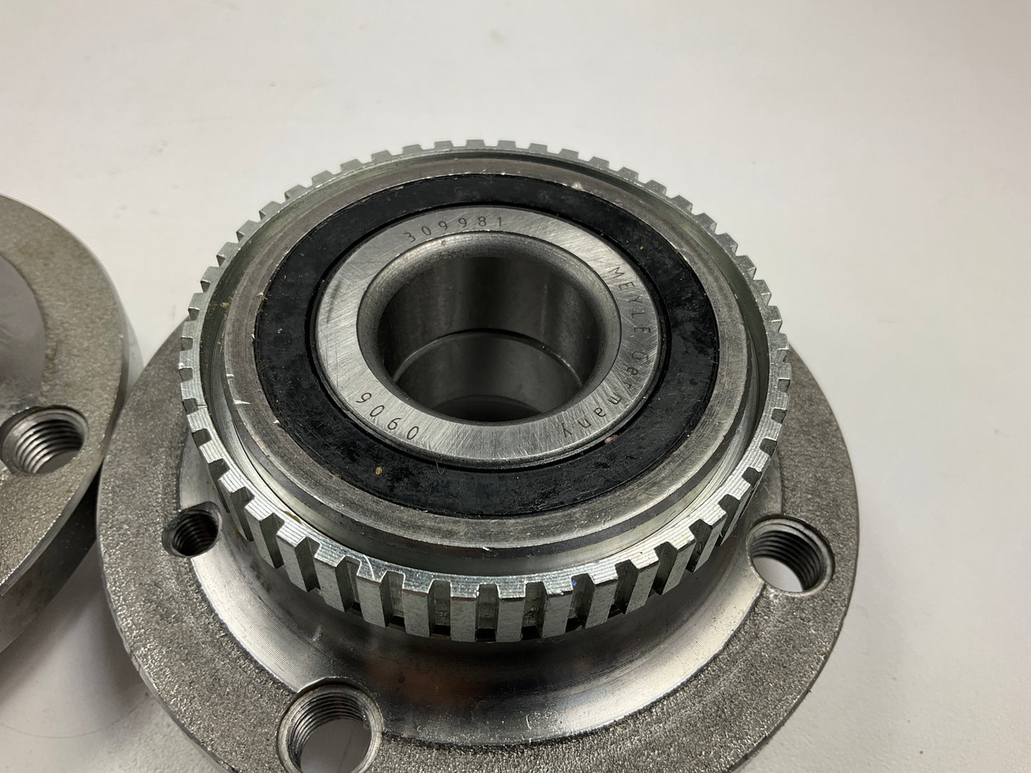 (2) Meyle Products 1411-45092 Front Wheel Hub Bearing